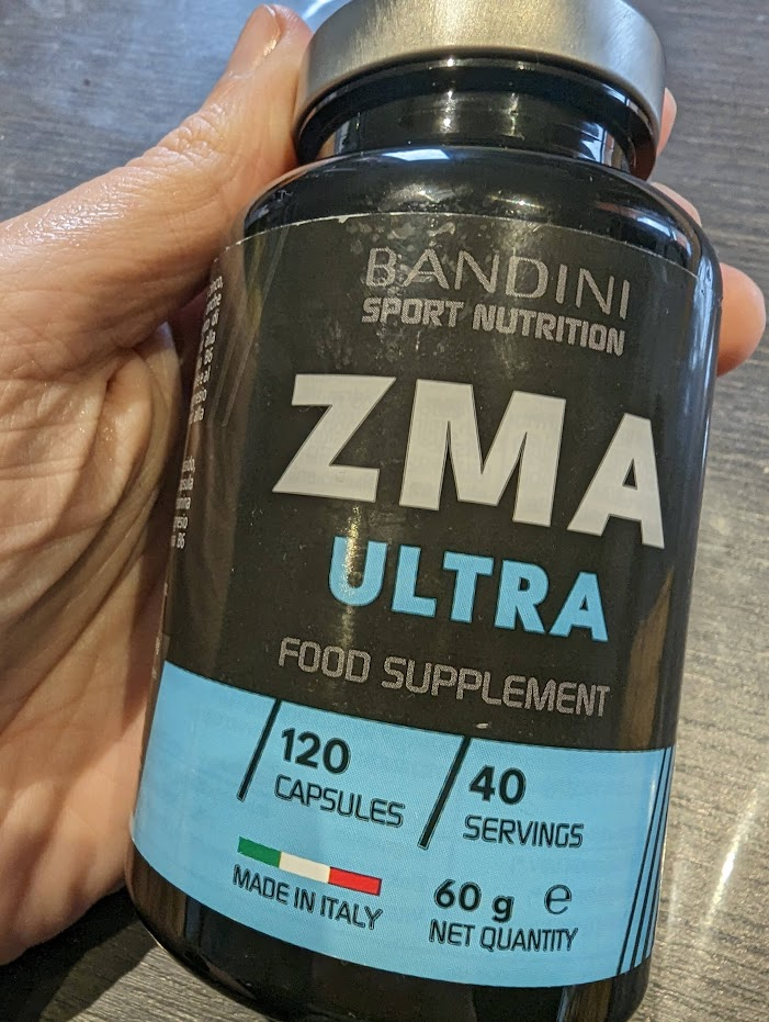 Confezione dell'integratore di zinco, magnesio e vitamina B6 ZMA Ultra di Bandini Pharma